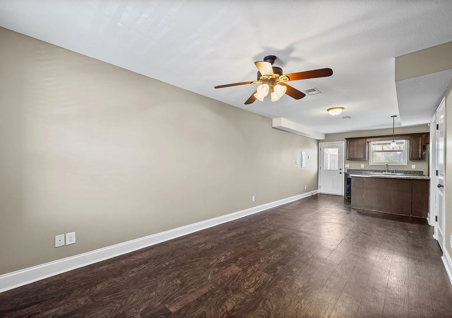 Pet Friendly Two Bedroom! — Photo 3