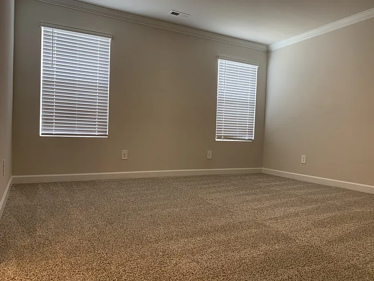 1624 Village Grove Lane 14015 Singletree #LANE401 — Photo 12