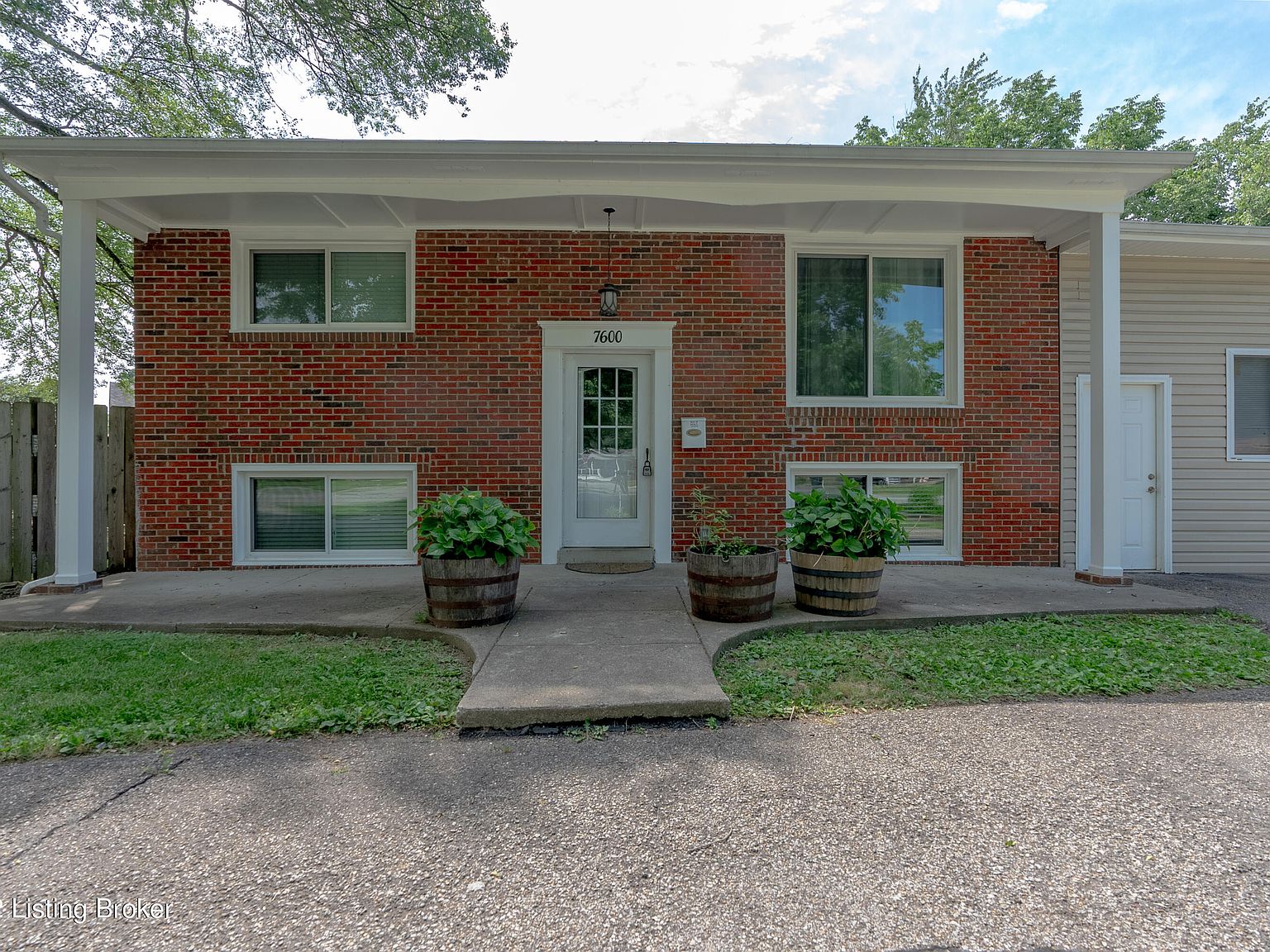 7600 Mackie Ln, Louisville, KY 40214 Zillow