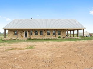 488 Tank Hollow Rd, Poteet, TX 78065