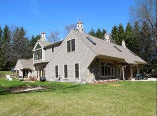 W4538 Valley Dr, Fond Du Lac, WI 54937