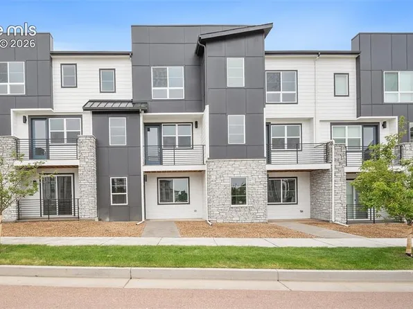 2240 Peridot Loop Hts, Colorado Springs, CO 80908