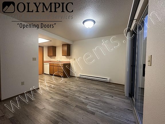 4th image of 1703 Sulky Dr SE #B