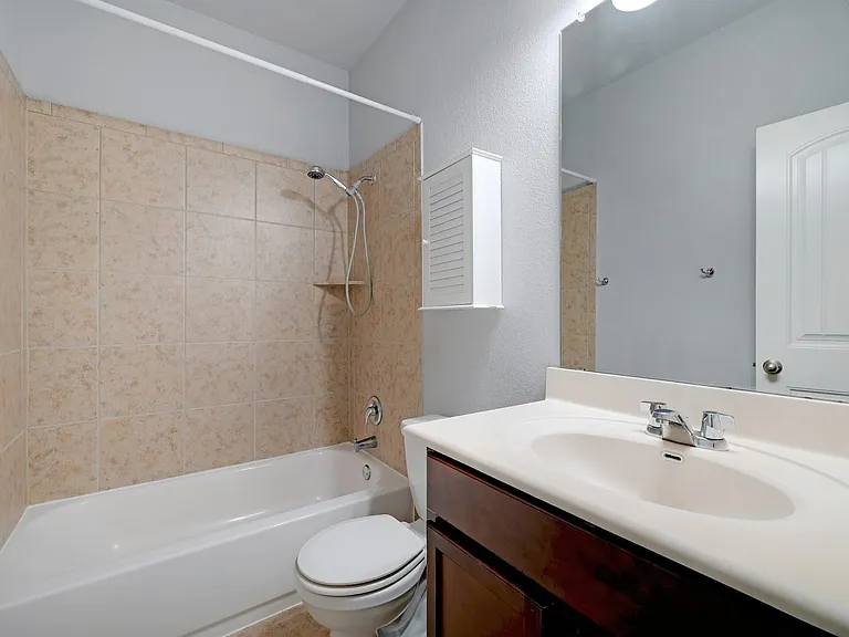 176 Flannery Ln — Photo 7