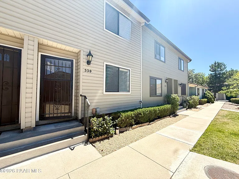 339 Rim Rock Cir #2 — Photo 2