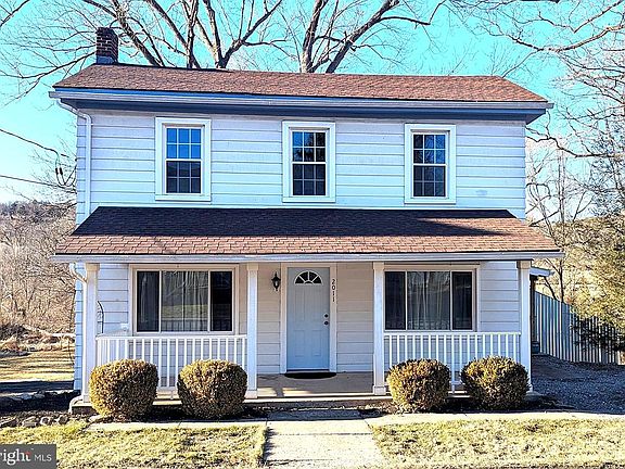 2nd image of 2011 Halfmoon Valley Rd