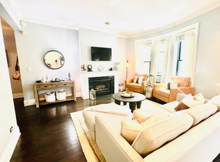 422 W Dickens Ave APT 2W, Chicago, IL 60614