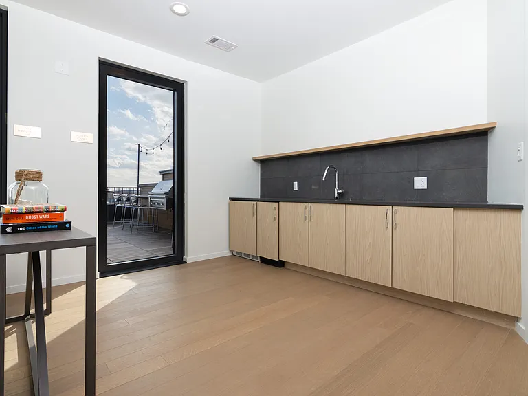 57 Quincy Shore Dr #502 — Photo 11