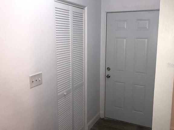 4th image of 919 Ferguson Dr