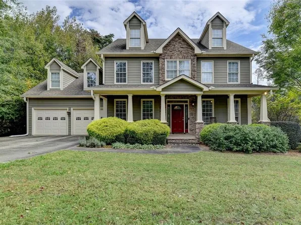 1720 Mountainside Dr, Cumming, GA 30040