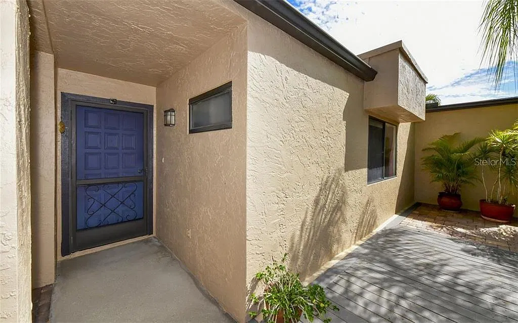 2 bed, 1240 sqft, $2,600 — Photo 3