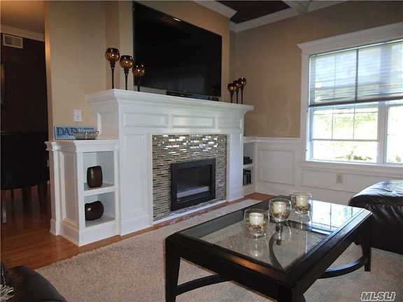 4th image of 38 Cranberry Cir