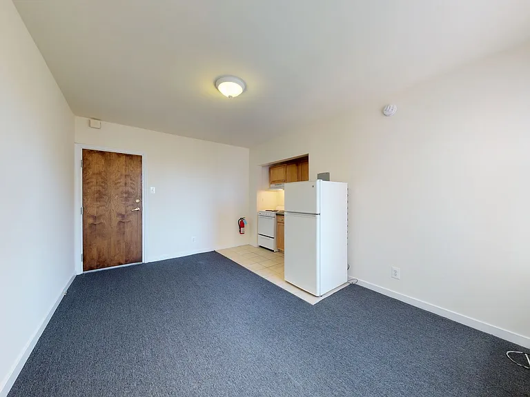 Trinity Place Apartments — Photo 17