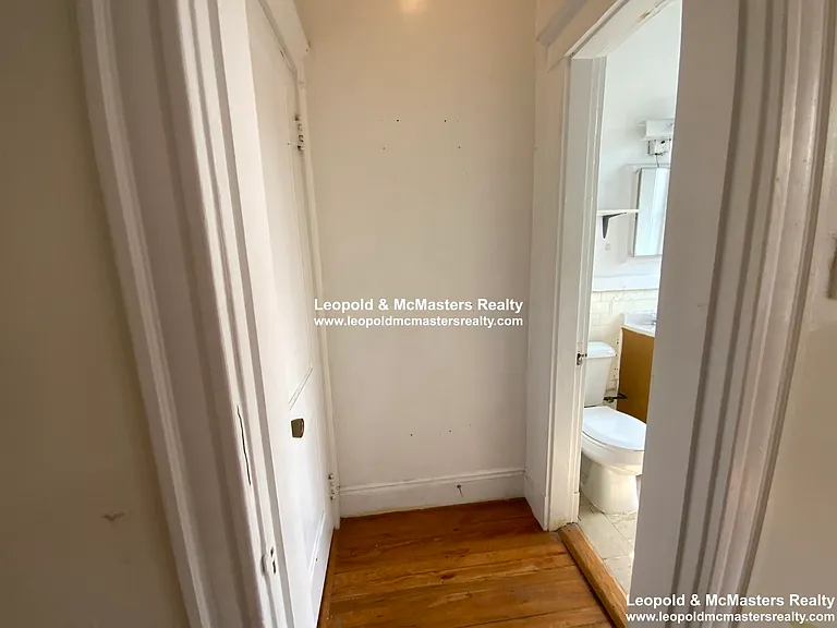 Kelton Street Apartments — Photo 22
