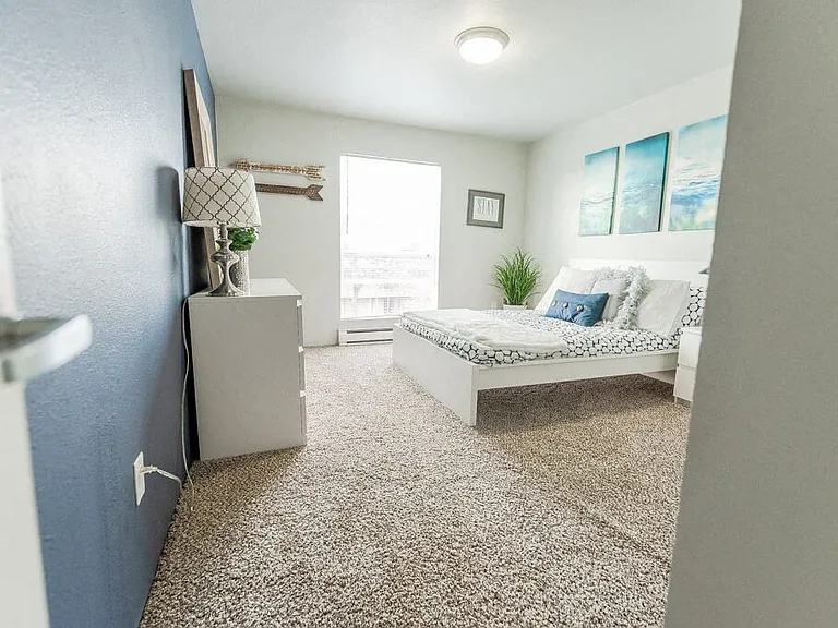 The Aviator Apartments — Photo 5
