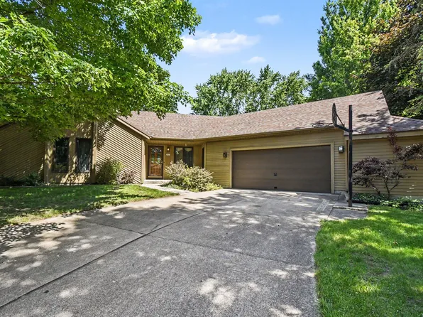 265 Maier Ct SW, Grandville, MI 49418