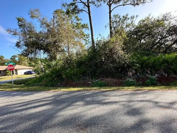 2290 Ligonier ST, PUNTA GORDA, FL 33980