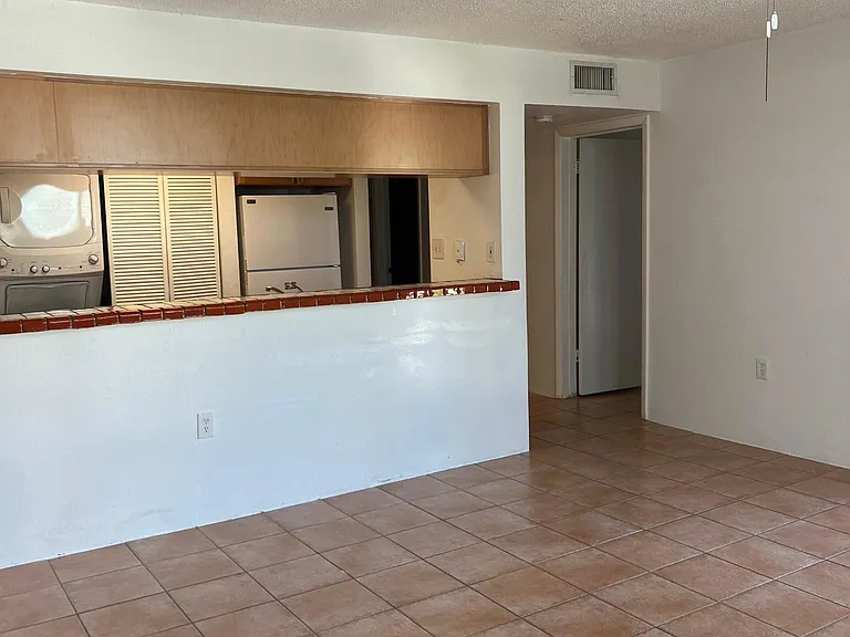 3930 S Roosevelt Blvd #108 — Photo 2