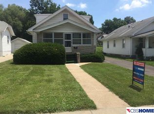 1213 S 55th St, Omaha, NE 68106