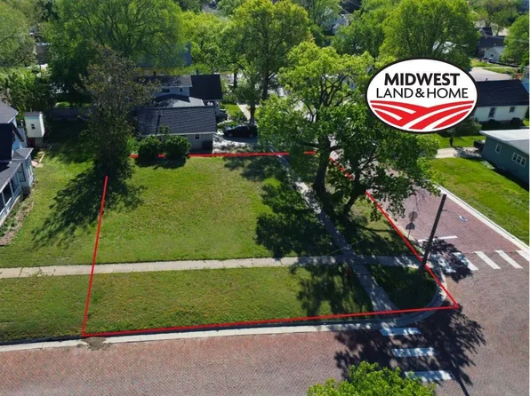400 N 11th St, Marysville, KS 66508
