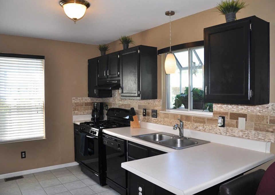 1st image of 2935 Culver Dr