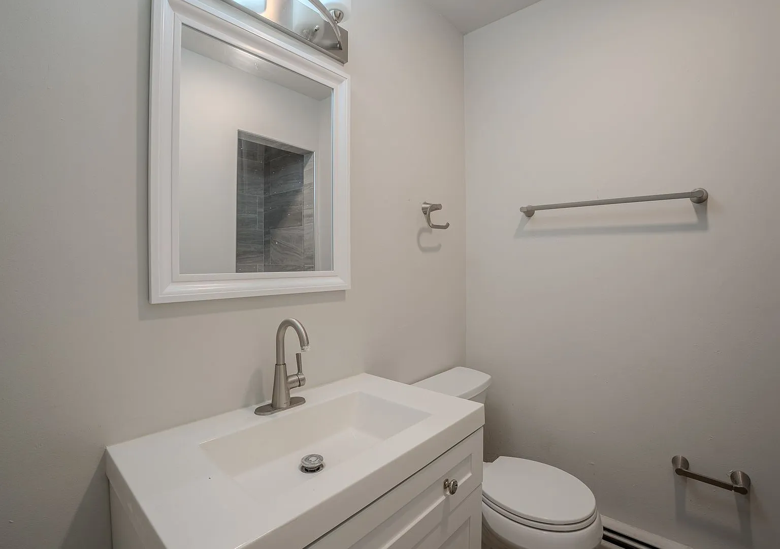 133 N Main St — Photo 4