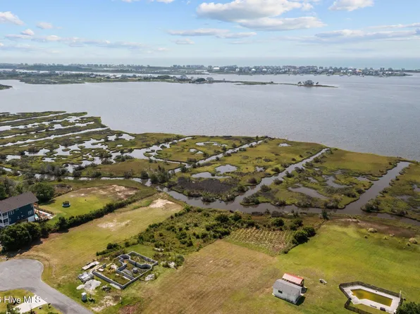 110 Sea Level Ln, Sneads Ferry, NC 28460