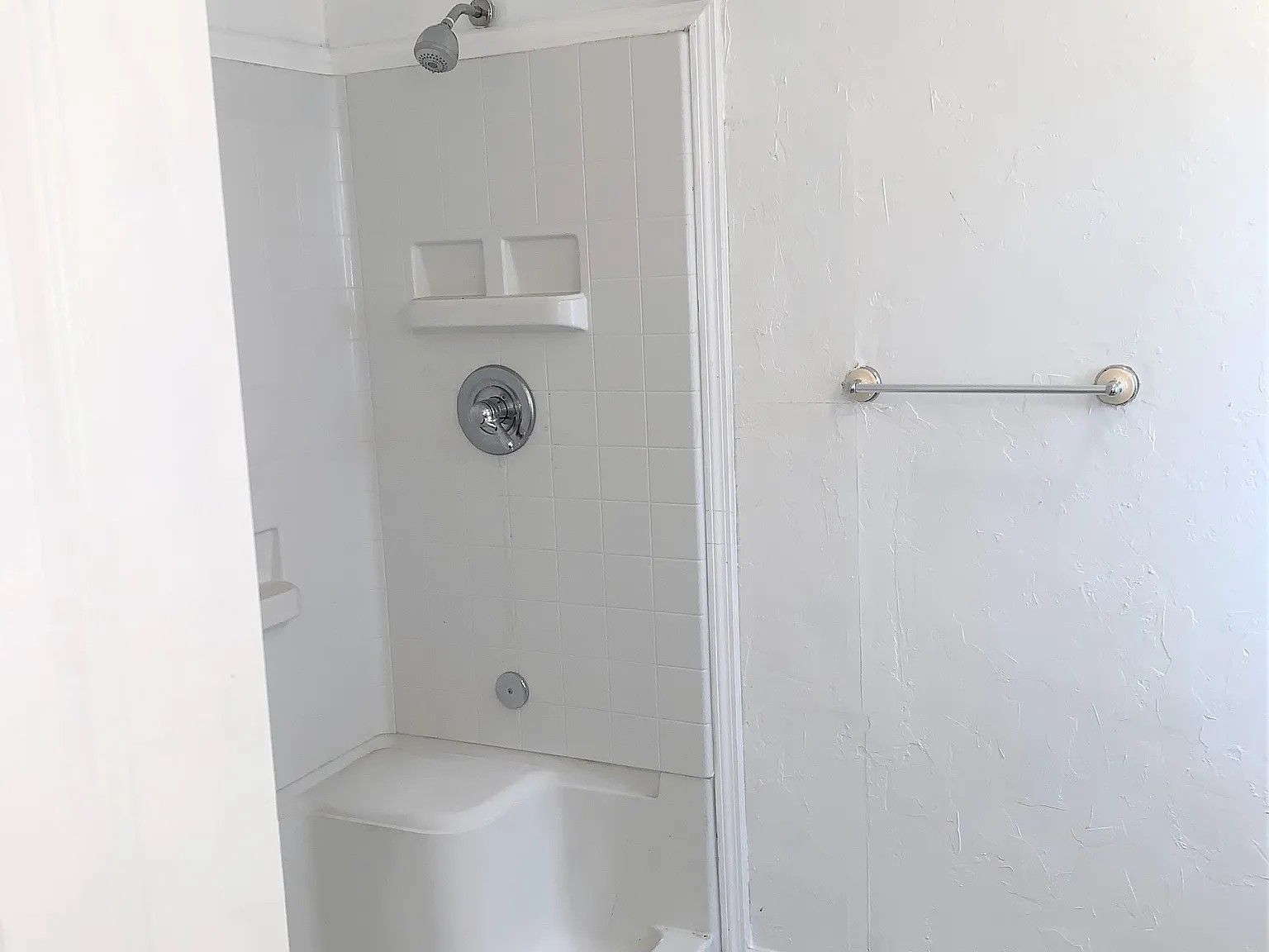 5 bed, 1550 sqft, $950 — Photo 4