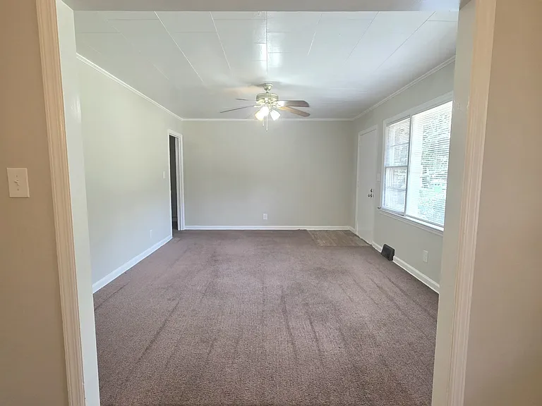 2639 Tredway Dr — Photo 6
