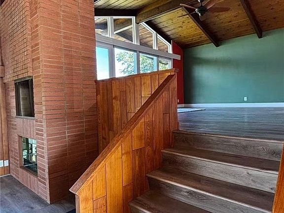 5th image of 5484 Redding Rd