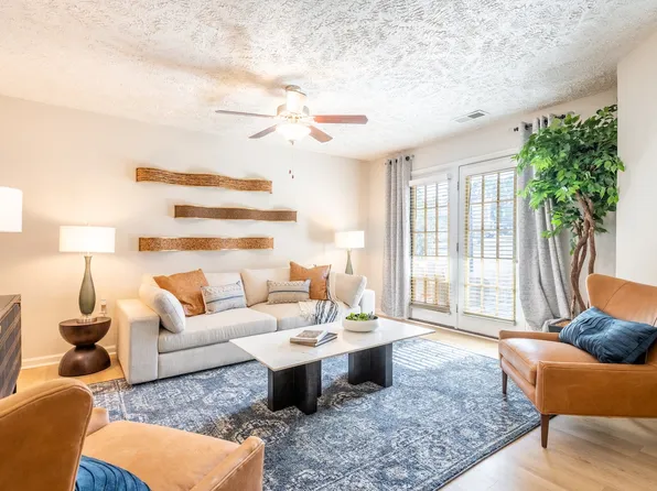 The Brooks on Eleven66