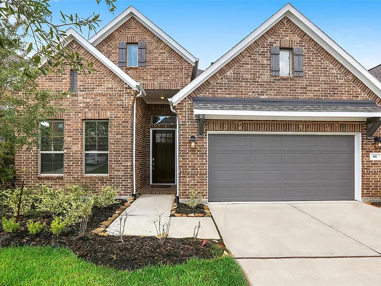 50 Wyatt Oaks Dr — Photo 1