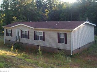 118 NW Epperson Church Rd, Mount Airy, NC 27030