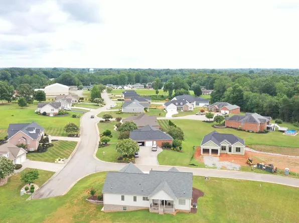 157 Cross Creek Ln, Danville, VA 24540