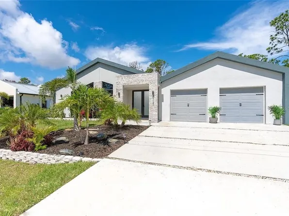 8167 Dittmar St, Port Charlotte, FL 33981