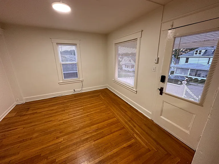 30 Pearl Ave #2 — Photo 11