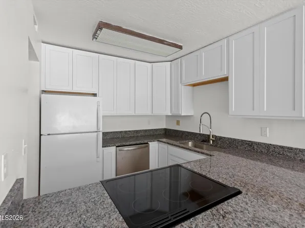 2555 Clear Acre Ln APT 32, Reno, NV 89512