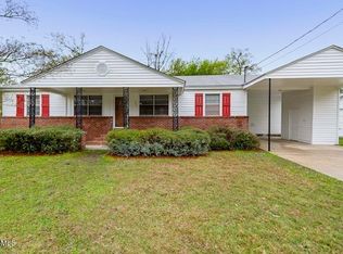 2906 10th St, Pascagoula, MS 39567