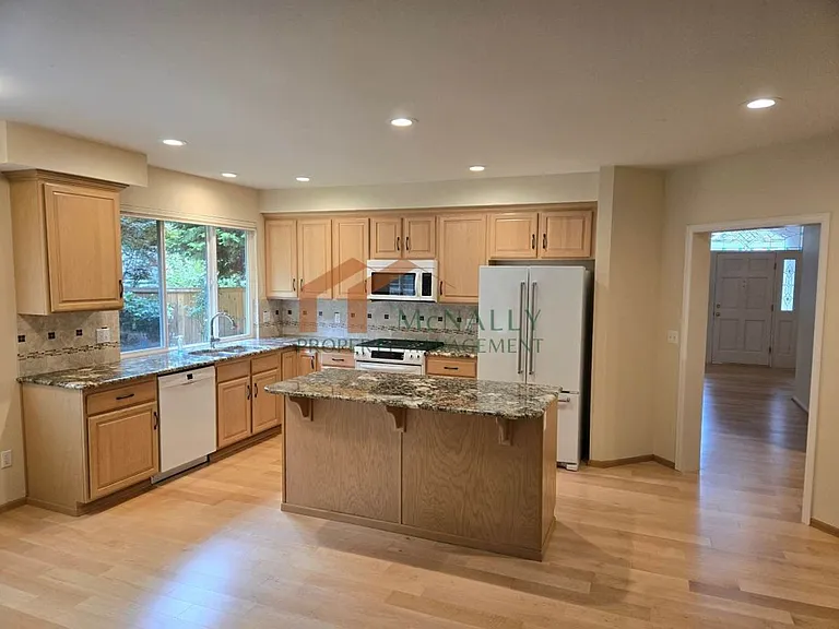 2807 19th Avenue Ct NW — Photo 3