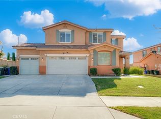 15187 Hawk St, Fontana, CA 92336