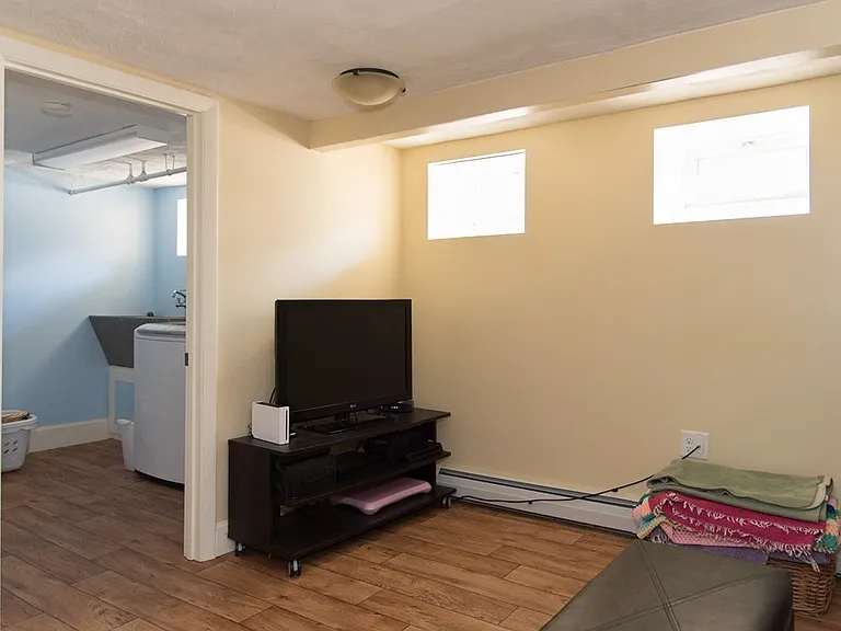 26 Carville Ave — Photo 14