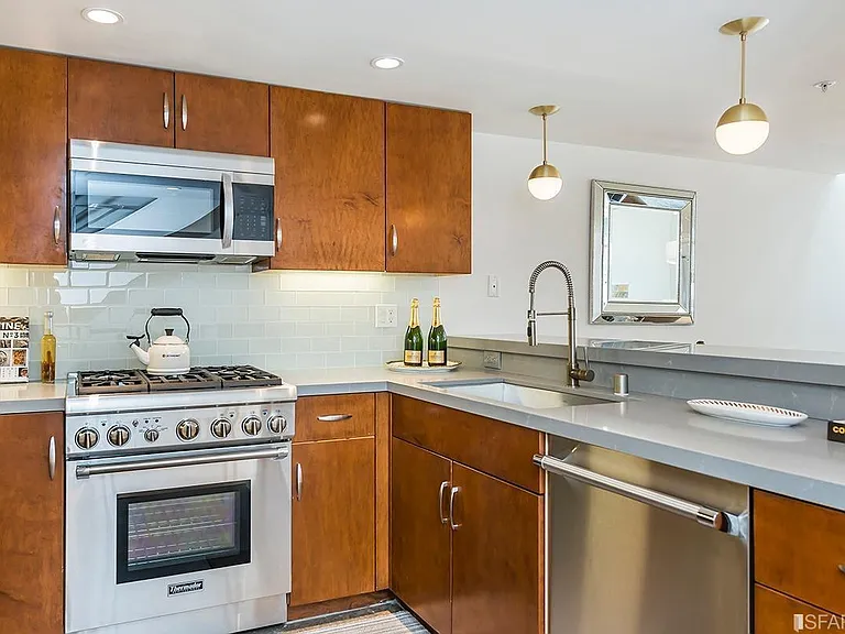 700 Illinois St #206 — Photo 15
