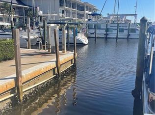 900 Broad AVE S, NAPLES, FL 34102