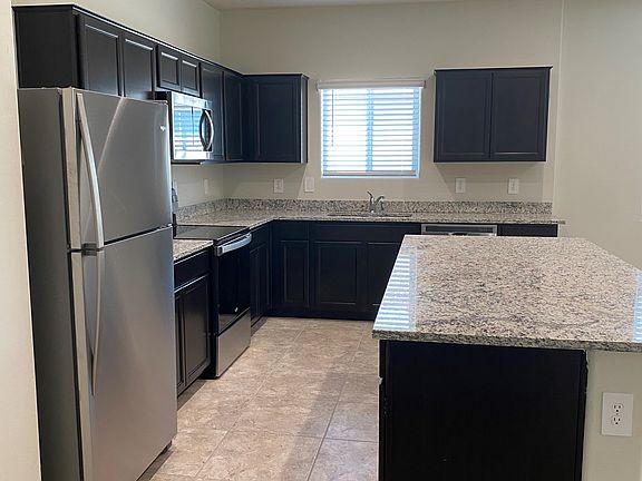 kitchen 2_10082021