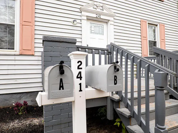 241 Victoria St #B, Merchantville, NJ 08109