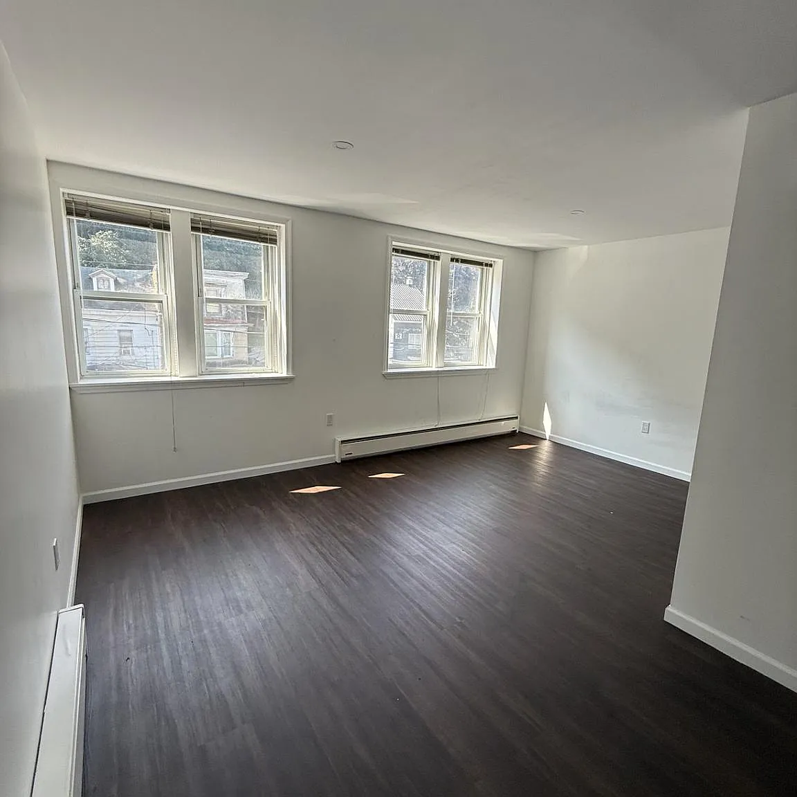 1 bed, 700 sqft, $900 — Photo 4