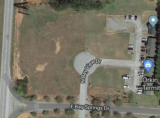 101 N Bay View Dr, Villa Rica, GA 30180