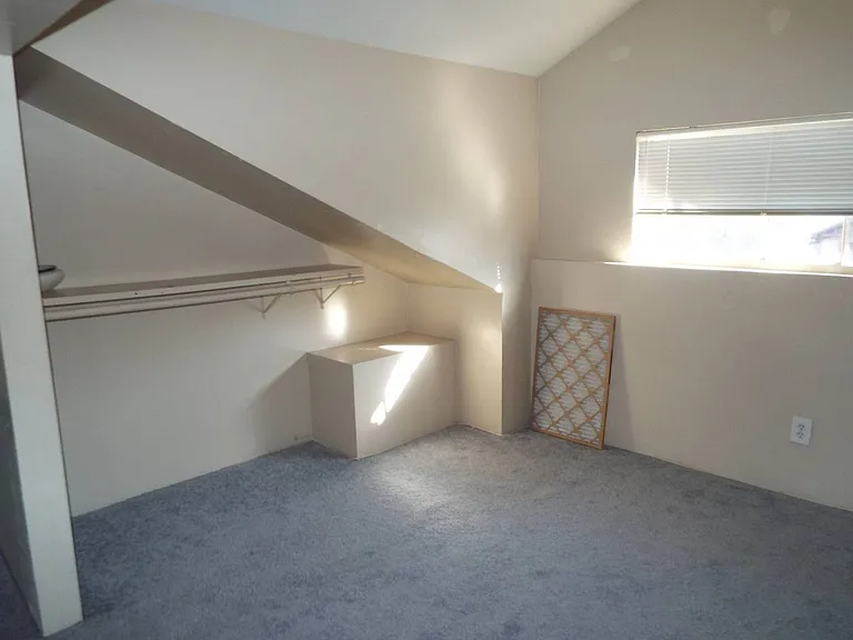 828 N 6th Ave — Photo 19