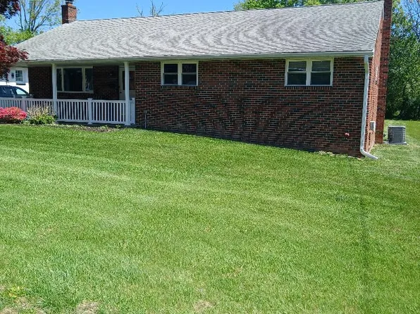 640 Wyndom Ter, Holmes, PA 19043