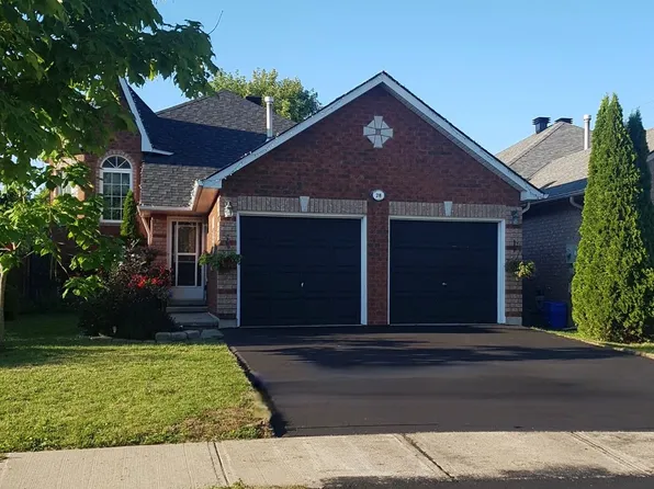 28 Hewitt Pl, Barrie, ON L4M 7B3